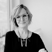 Heidi Szocs